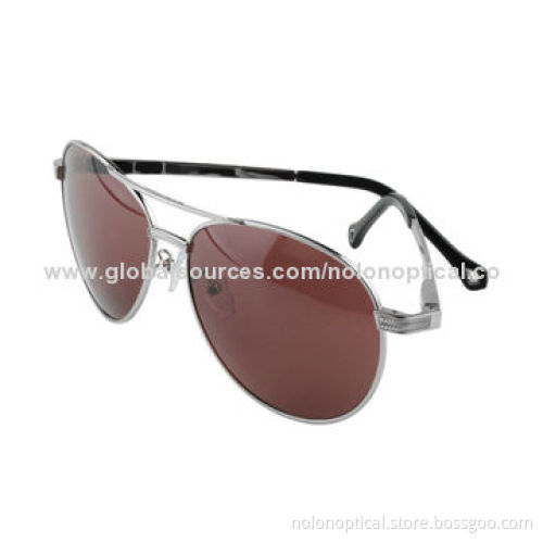 Unisex Wayfarer Metallic Sunglasses with CR 39 Sunlens